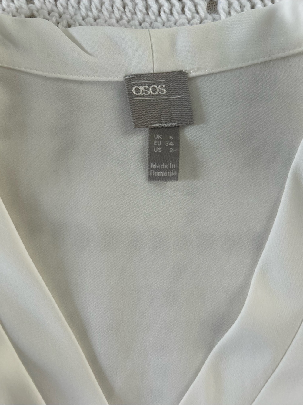 ASOS Cream V-Neck Blouse - Picture 2 of 3